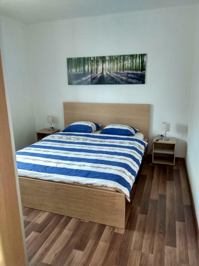 Apartman Postira Rot Ngoại thất bức ảnh